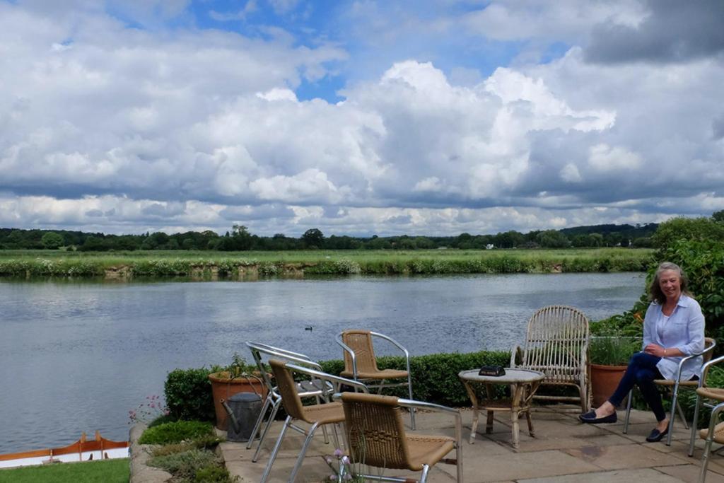 Inverloddon Bed And Breakfast, Wargrave Reading Kültér fotó